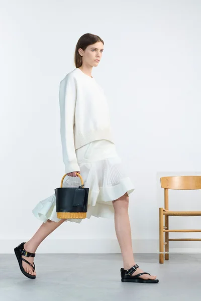 Look 18